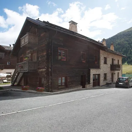 Loredana - Al Bait Da Santin Apartman