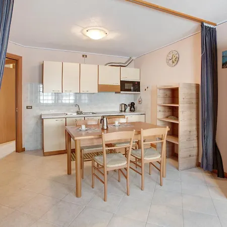 Loredana - Al Bait Da Santin Apartman *